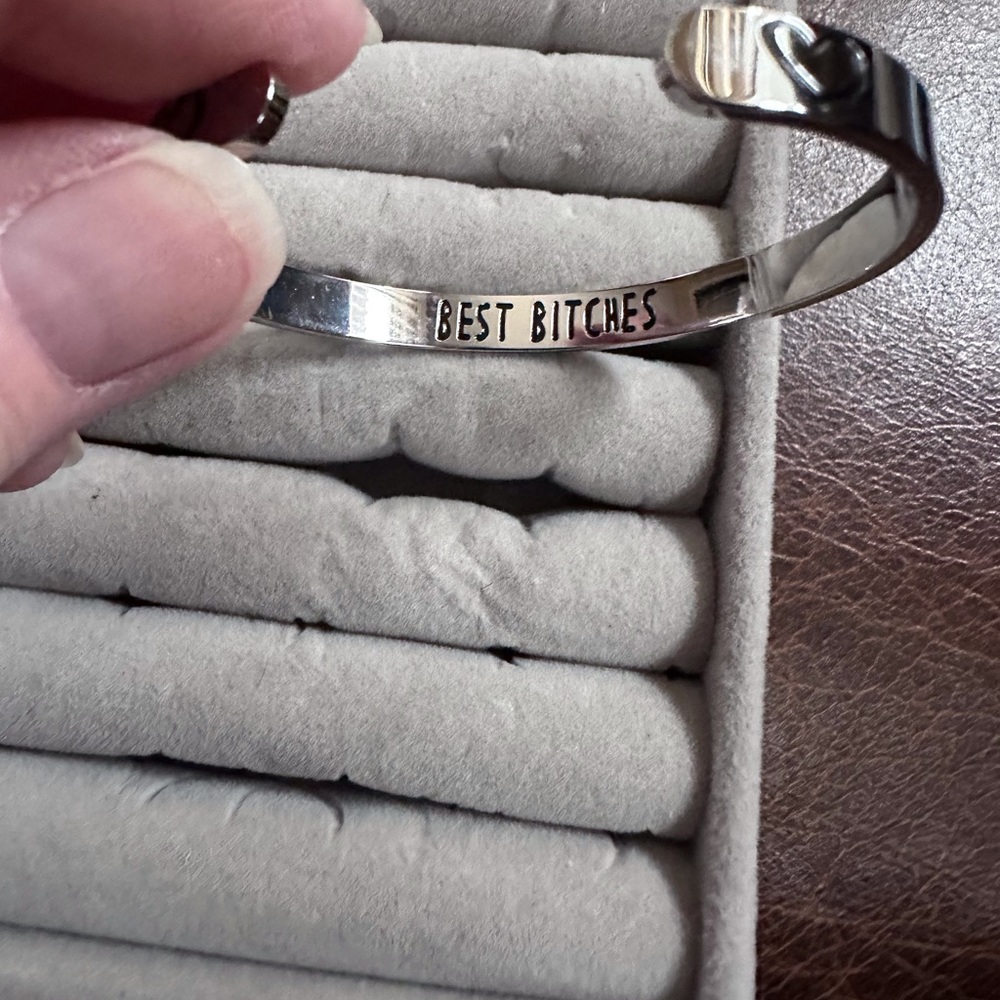 Stainless steel fashion silver cuff bracelet with saying - Picture 3 of 5